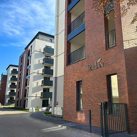 Przy Rynku Z Tarasem I Parkingiem - Blisko Prezero Arena アパート *